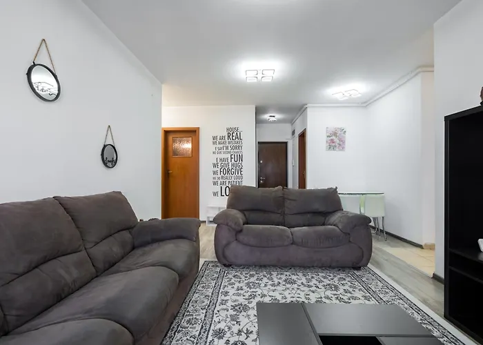 Apartment Planorama - Near Veranda Mall