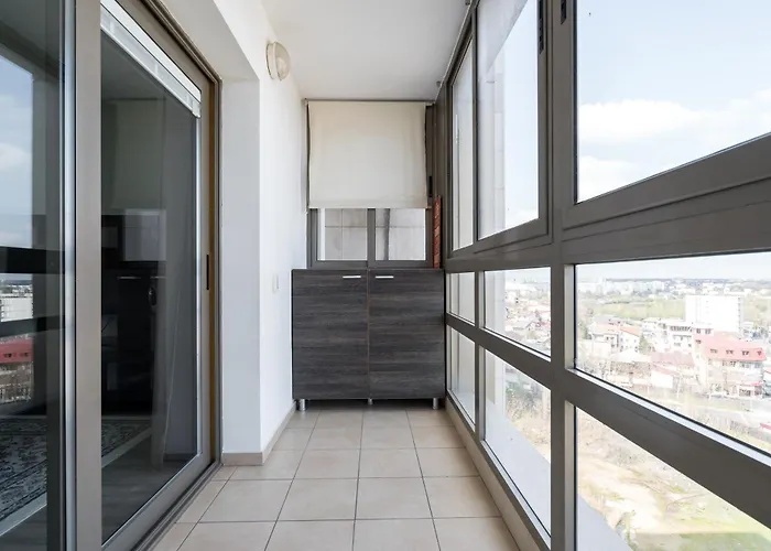 Planorama - Near Veranda Mall Apartment Bukarest