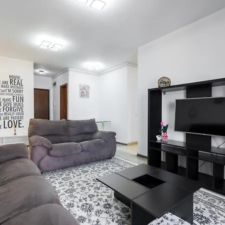 Апартаменты Planorama - Near Veranda Mall
